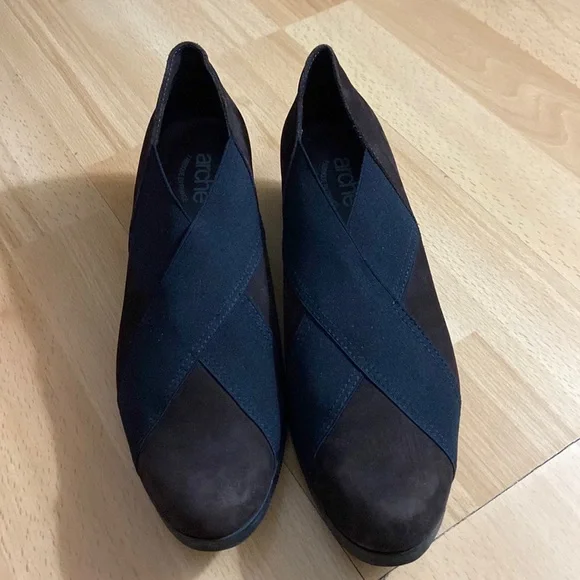 Arche - Picture 1 of 8